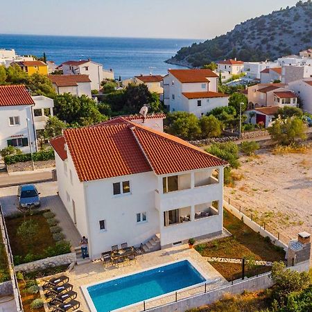 Holiday Home Mb Ražanj Екстериор снимка
