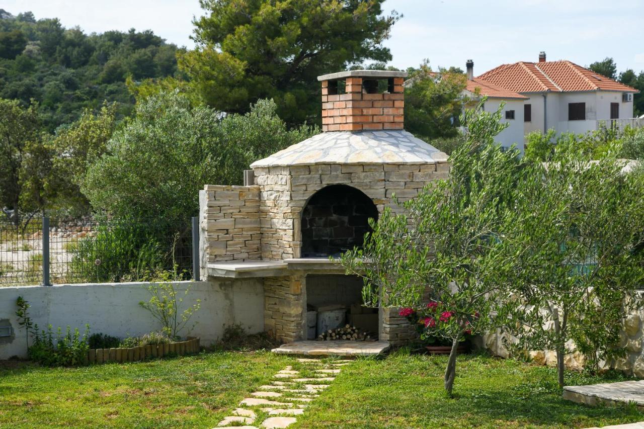 Holiday Home Mb Ražanj Екстериор снимка