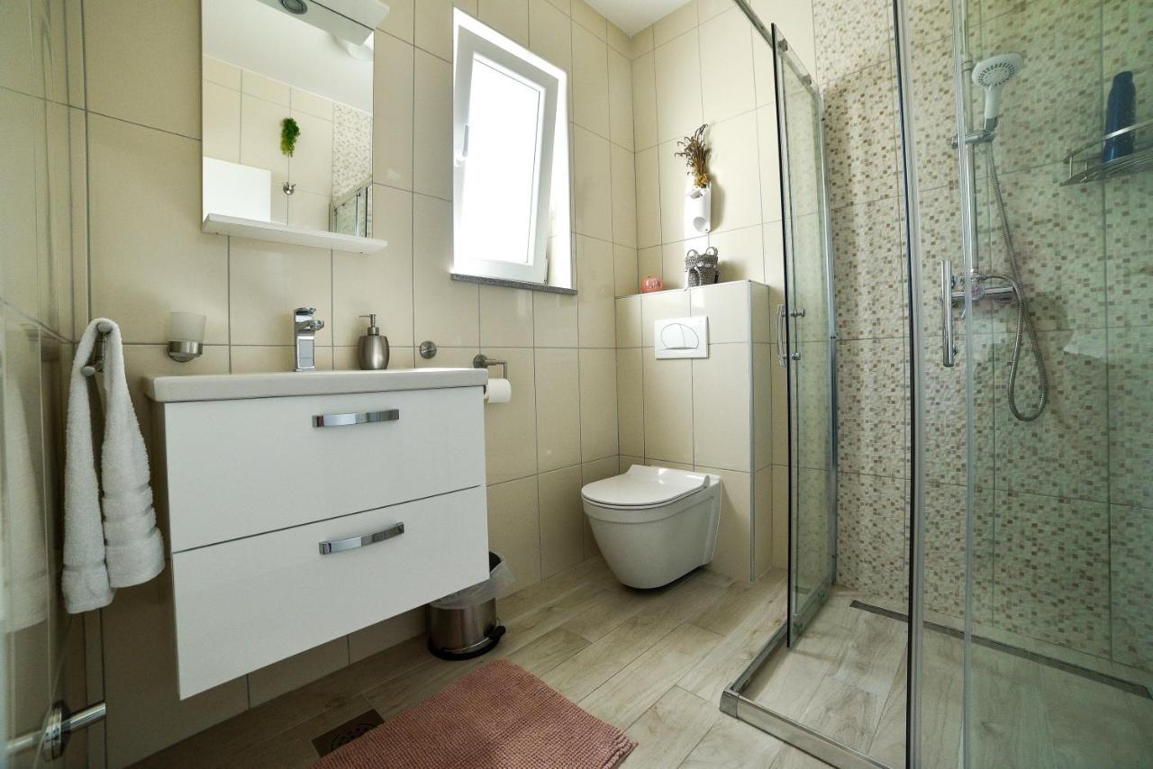 Holiday Home Mb Ražanj Екстериор снимка