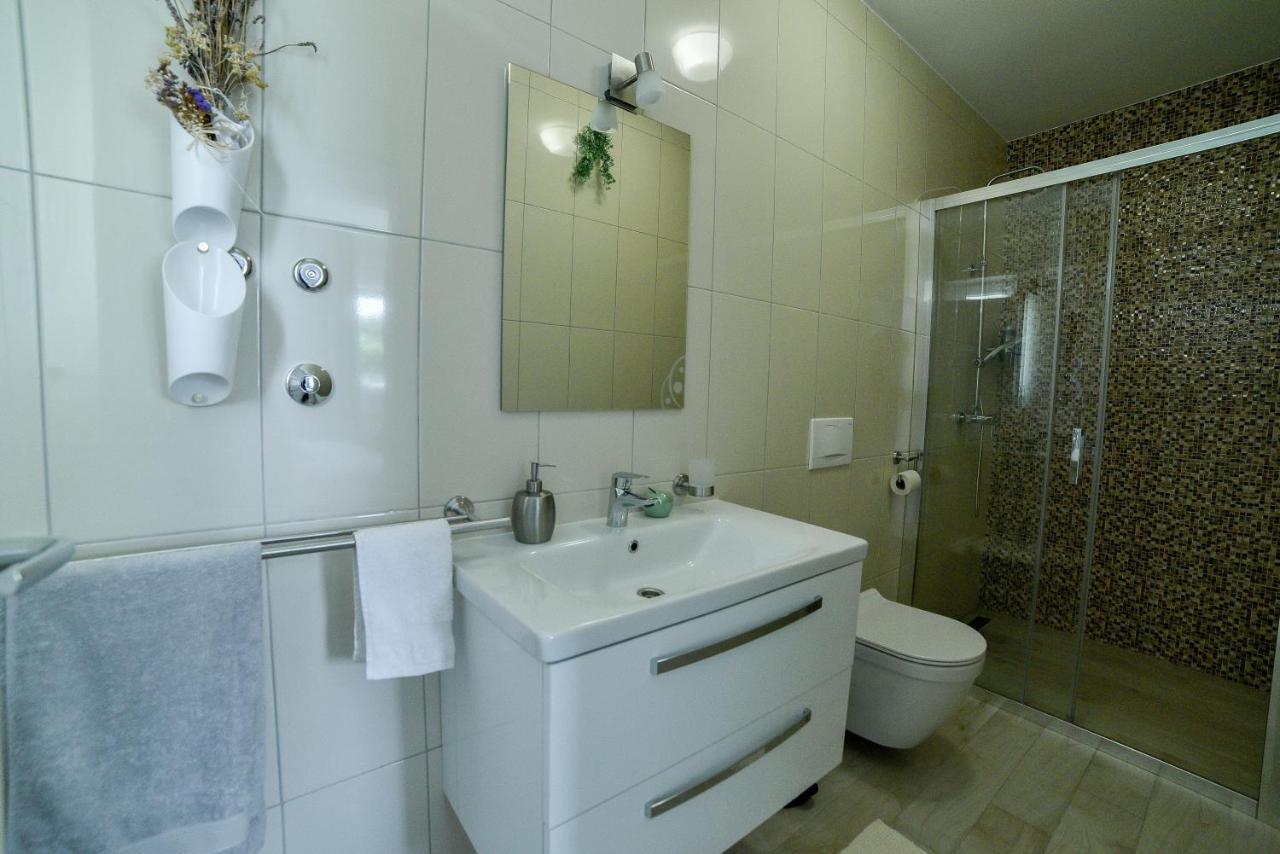 Holiday Home Mb Ražanj Екстериор снимка