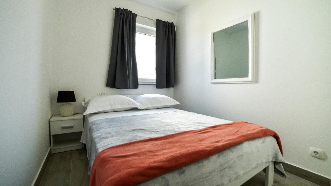 Holiday Home Mb Ražanj Екстериор снимка