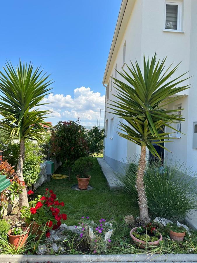 Holiday Home Mb Ražanj Екстериор снимка