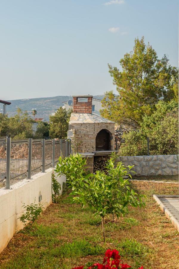 Holiday Home Mb Ražanj Екстериор снимка